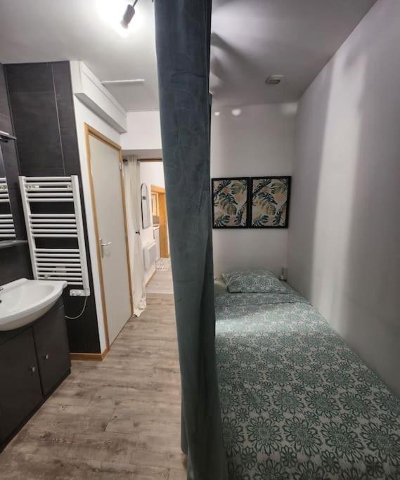 Ferienwohnung La Petite Loge De L'Ile Nantes Exterior foto